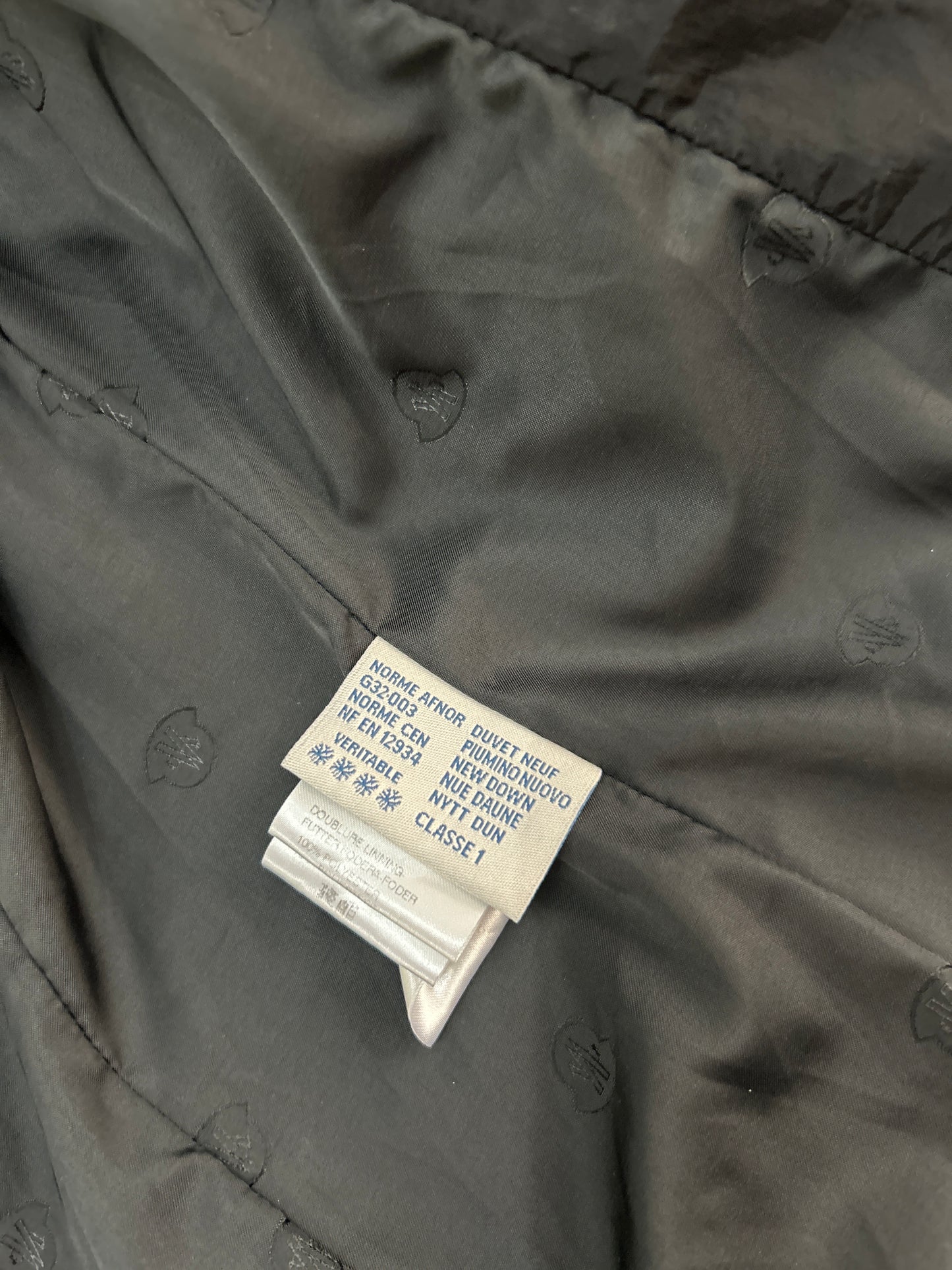 Moncler Damen Daunenjacke