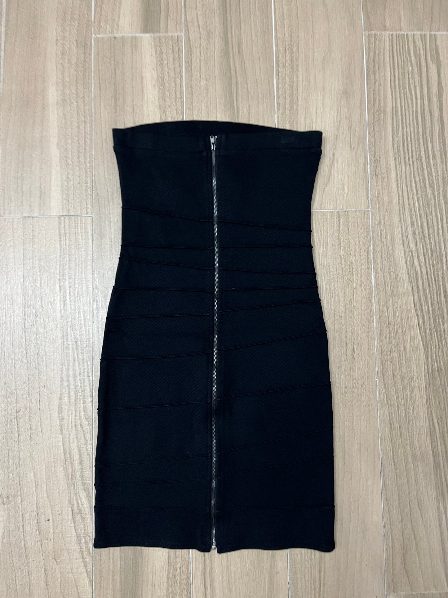 Trägerloses Kleid