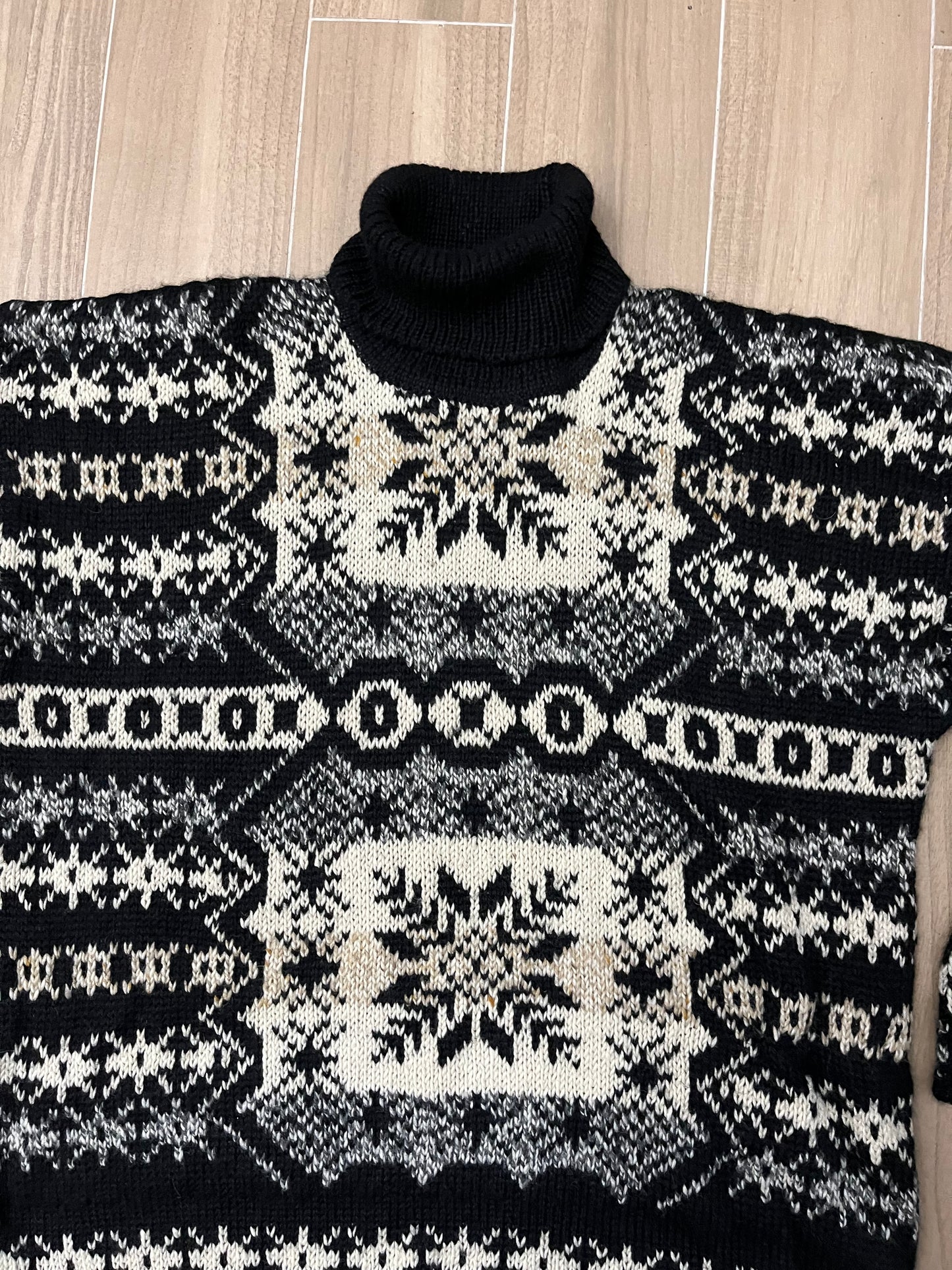 Vintage Ski Pullover