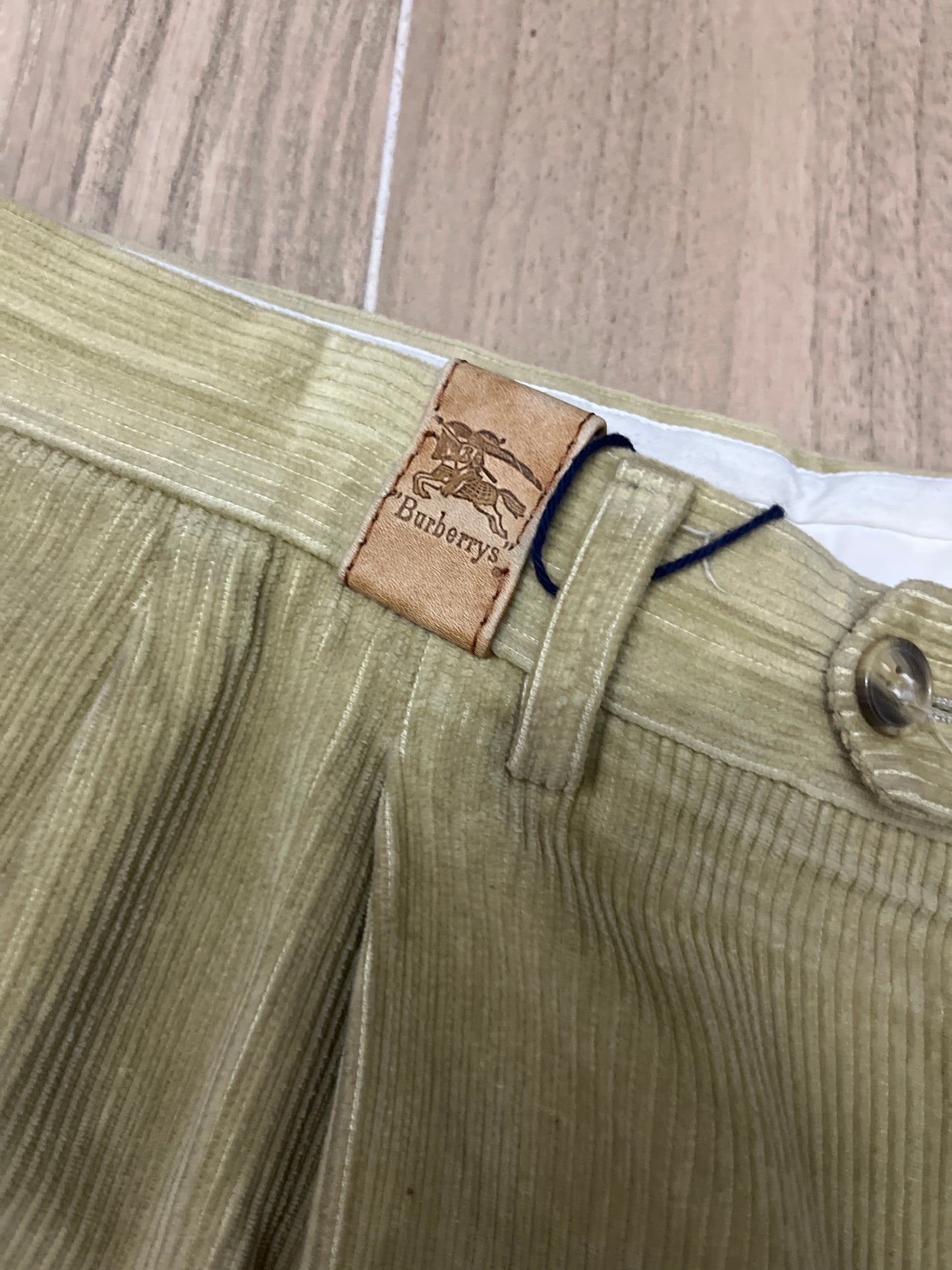 Burberrys Kordhose