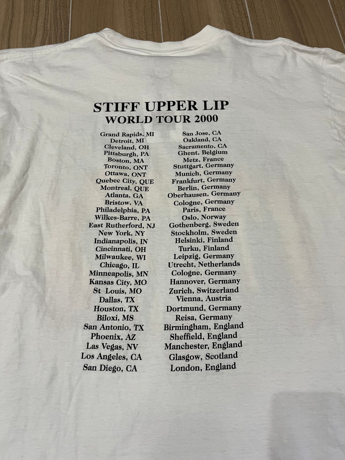 ACDC “Stiff Upper Lip“ World Tour 2000 Vintage T-Shirt