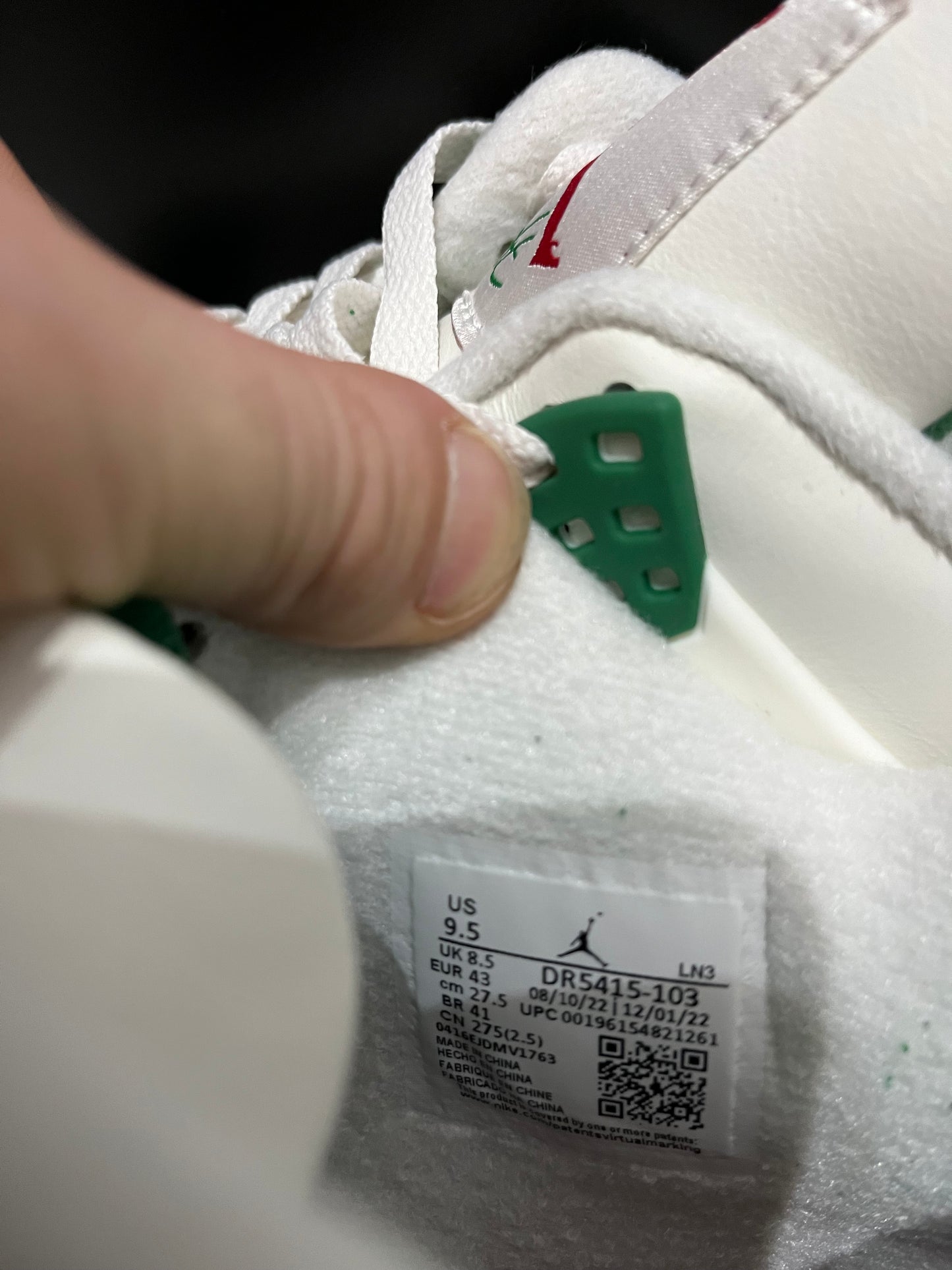 Jordan 4 Retro SB Pine Green
