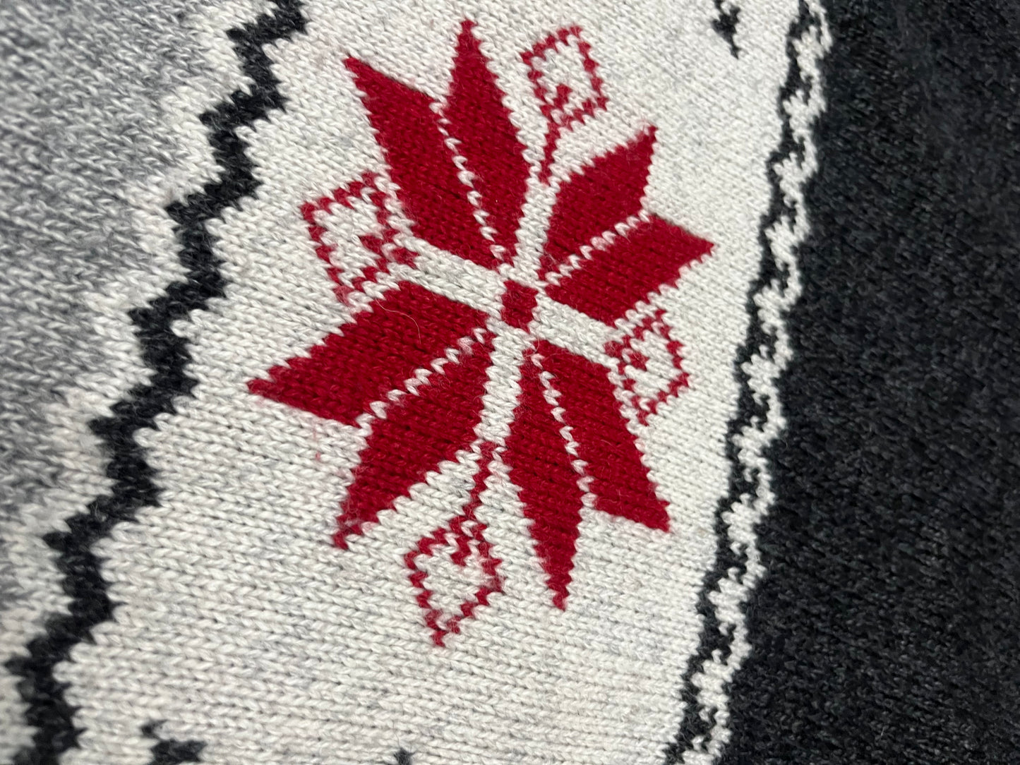 Nordic Style Pullover