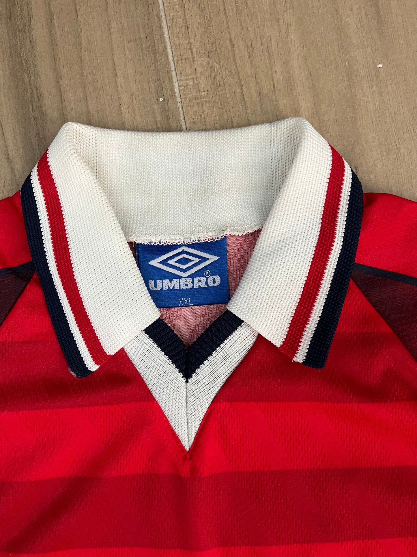 Aberdeen FC 1996/97 Umbro Home Vintage Jersey