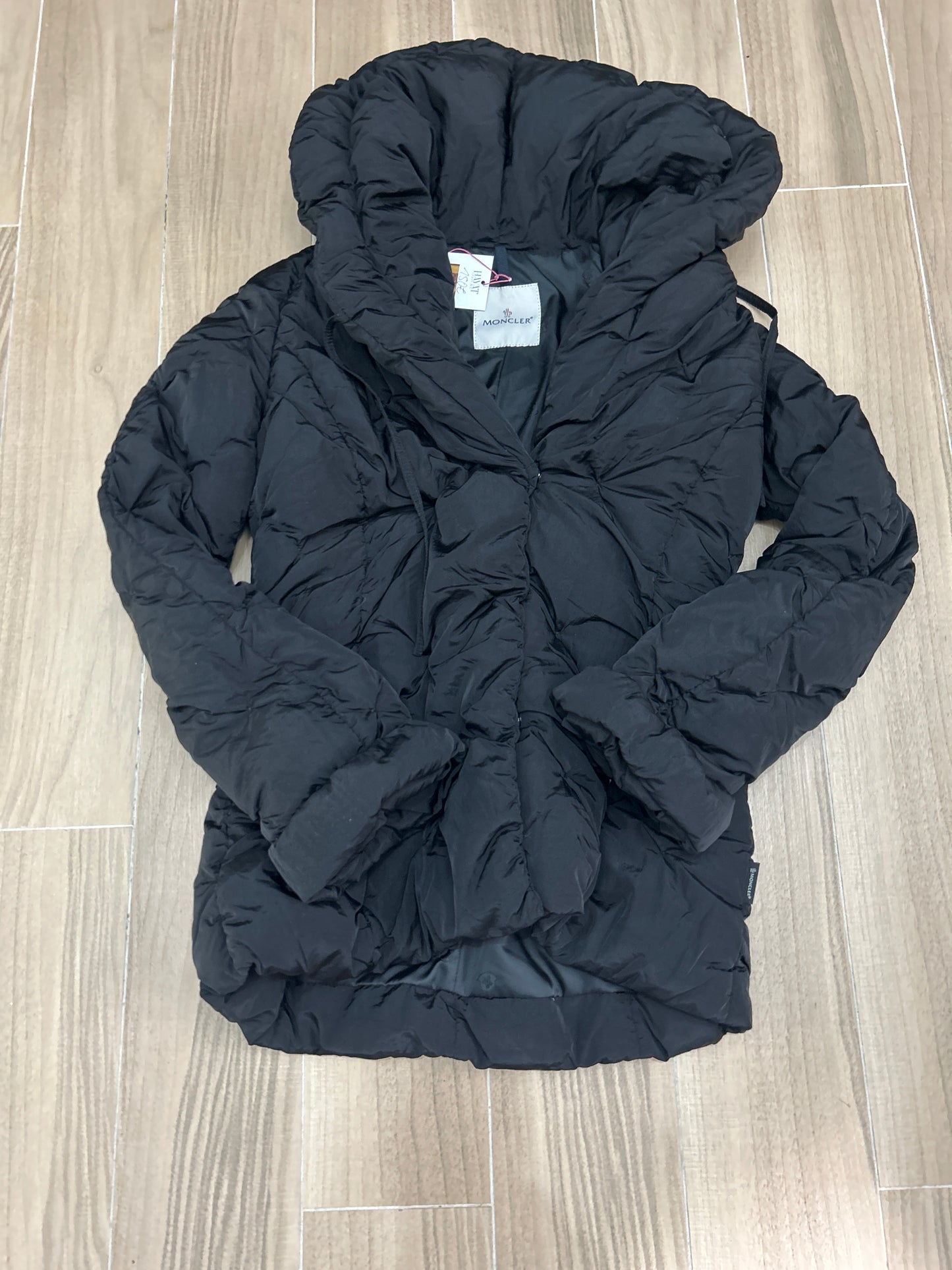 Moncler Damen Daunenjacke